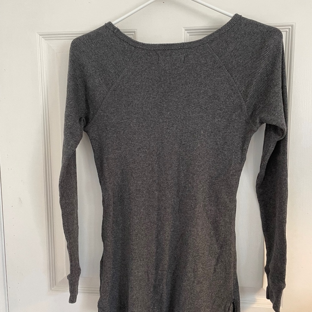 Long sleeved ribbed top